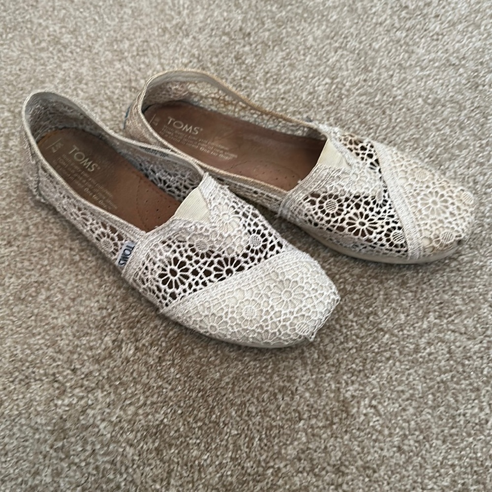 TOMS crochet Alpargata Slip-On (Women)